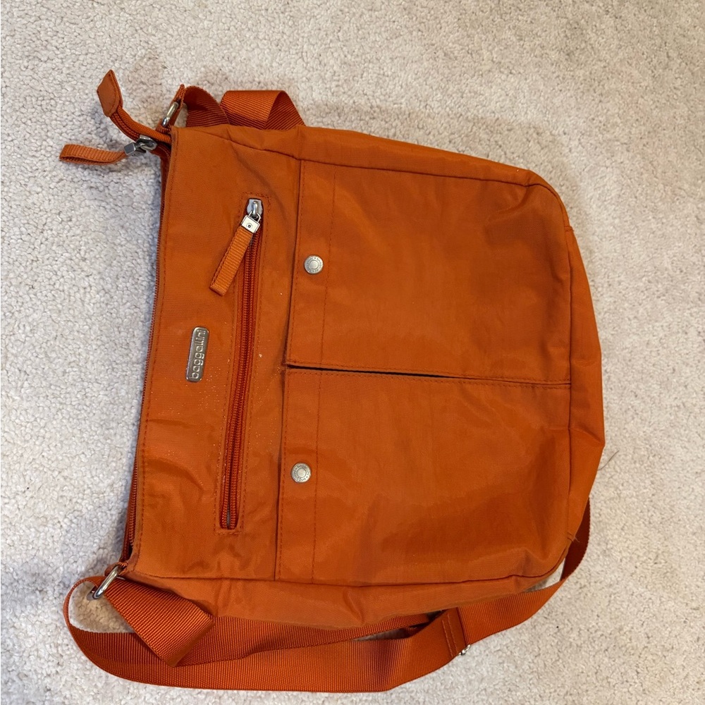 Baggallini Vibrant Orange Everyday Crossbody Bag - Picture 13 of 16